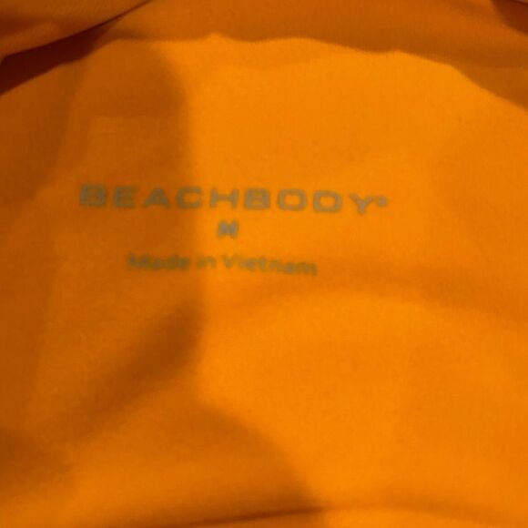 Beach Body Tank Top  Size Medium - Picture 8 of 12